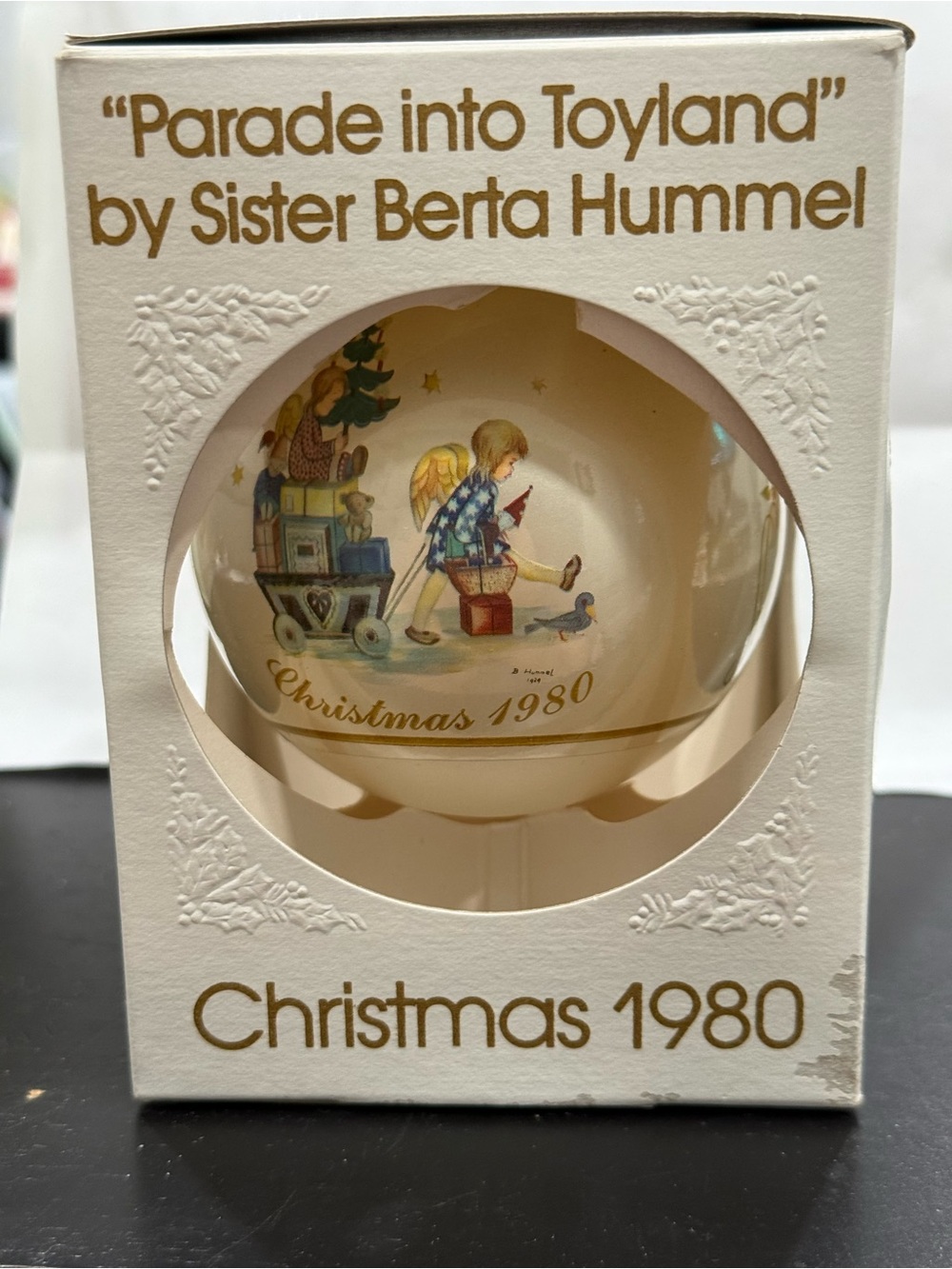 'Parade into Toyland' Christmas 1980 Ornament - Cream
